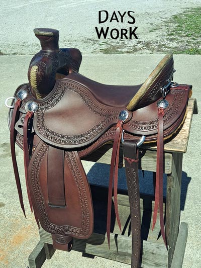 Days*Work Saddle on Horse or Mule Bars.