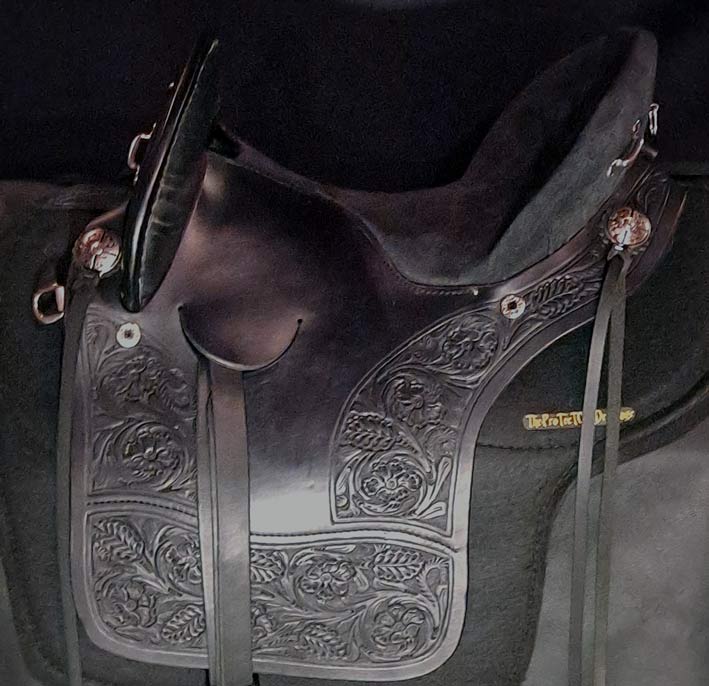 Baroque Dressage Saddle by Len Brown